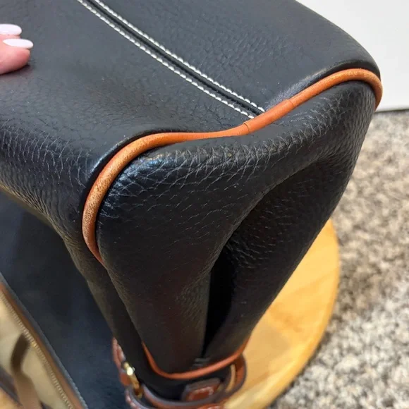 Dooney & Bourke Black and Tan Shoulder Bag Set - Picture 9 of 13